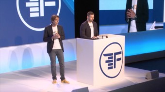 Laurent and Emmanuel presenting the Neo FX Hub at Finovate 2019